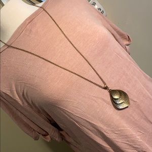 20 INCH 🍂 LEAF TEARED NECKLACE